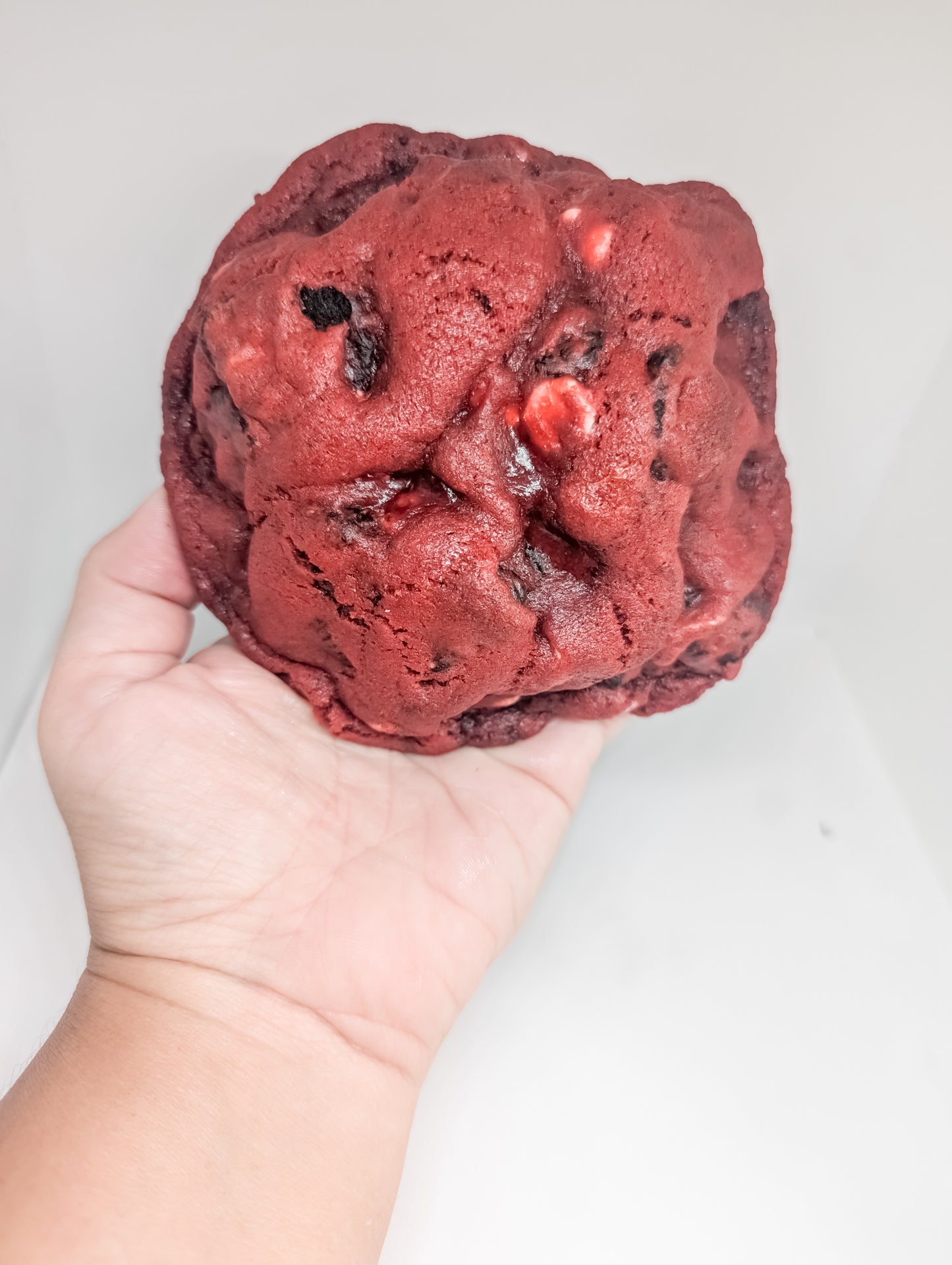 Red Velvet Cookies N' Cream